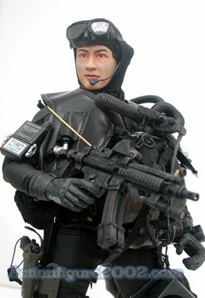 Hot_Toys_SDU_Diver_01.jpg