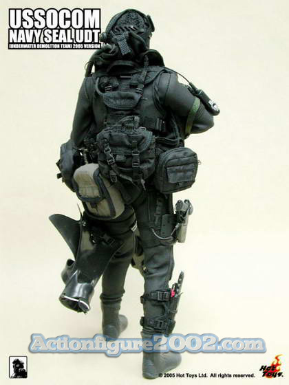 Hot_Toys_Ussocom_UDT_2005Ver_01.jpg