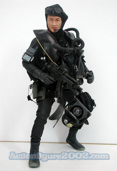 Hot_Toys_SDU_Diver_04.jpg