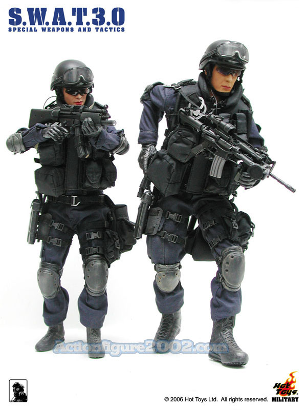 Hot_Toys_SWAT_3_0_Male&amp;Female_01.jpg