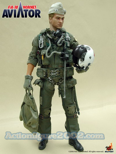 Hot_Toys_FA_18_HORNET_AVIATOR_04.jpg