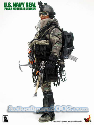 Hot_Toys_POLARMOUNTAINSTRIKER_Woodland_03.jpg