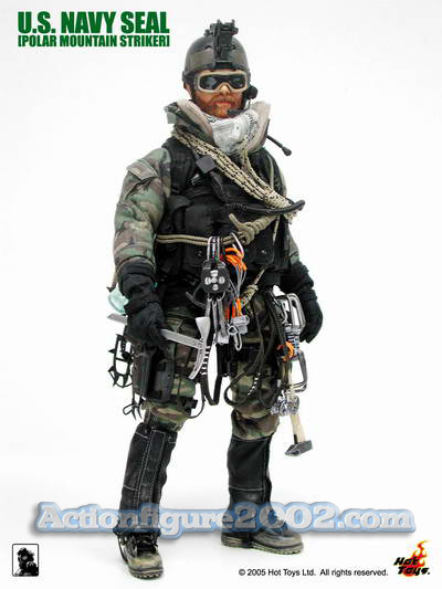 Hot_Toys_POLARMOUNTAINSTRIKER_Woodland_07.jpg