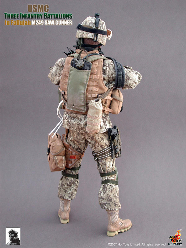 USMC M249 Saw Gunner_02.jpg