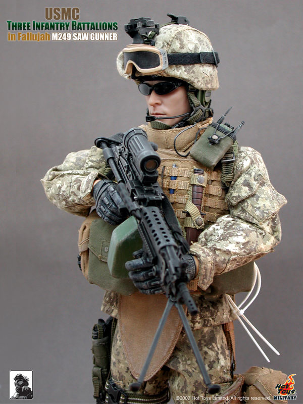 USMC M249 Saw Gunner_05.jpg