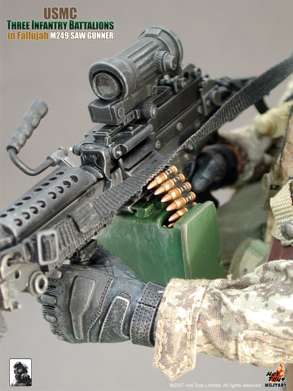 USMC M249 Saw Gunner_07.jpg