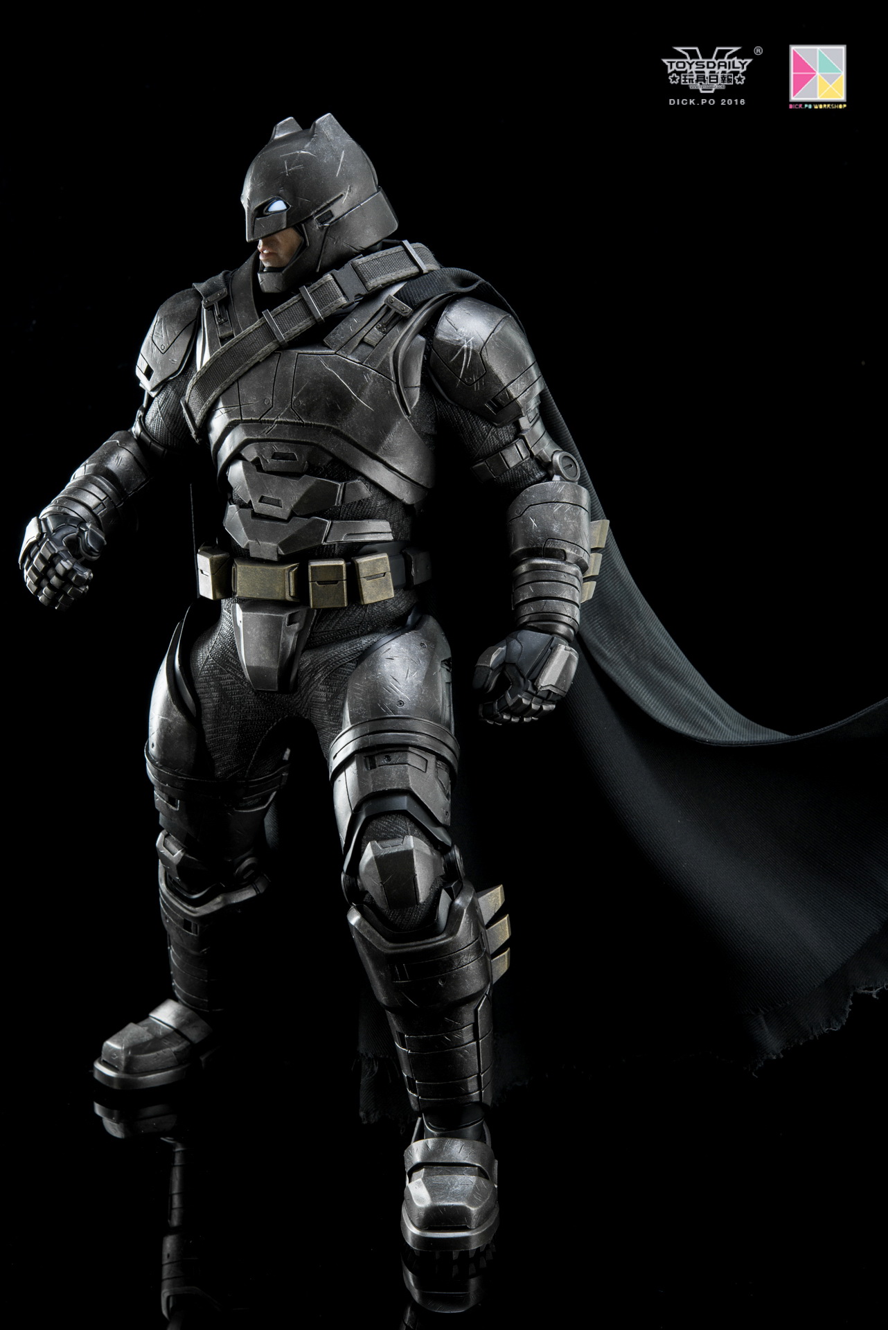 toysdaily_dick.po_armoredbatman-17.jpg