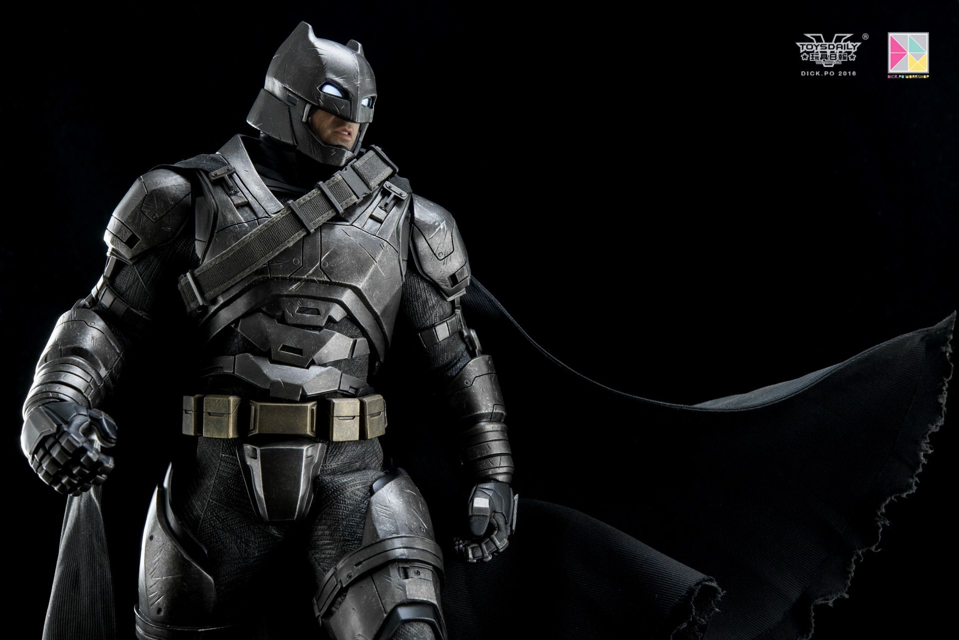 toysdaily_dick.po_armoredbatman-18.jpg