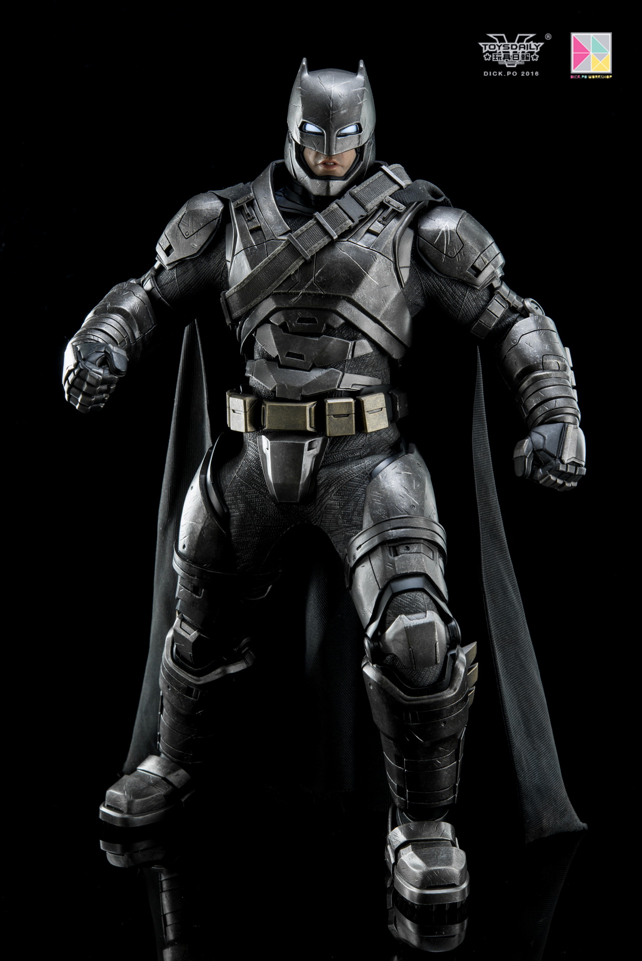 toysdaily_dick.po_armoredbatman-19.jpg