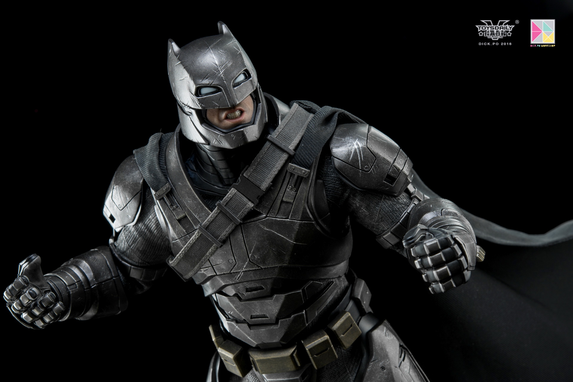 toysdaily_dick.po_armoredbatman-34.jpg
