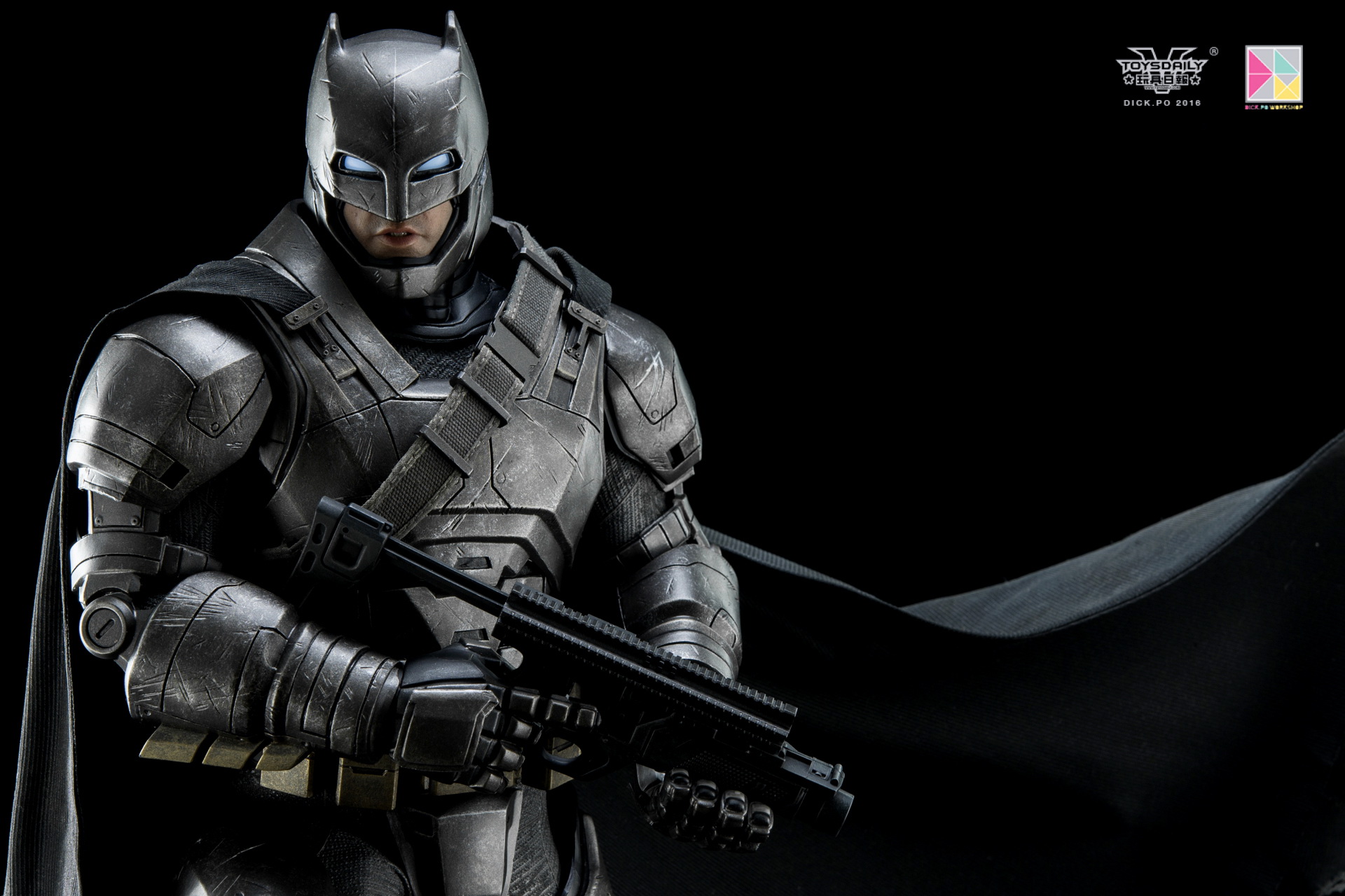 toysdaily_dick.po_armoredbatman-38.jpg