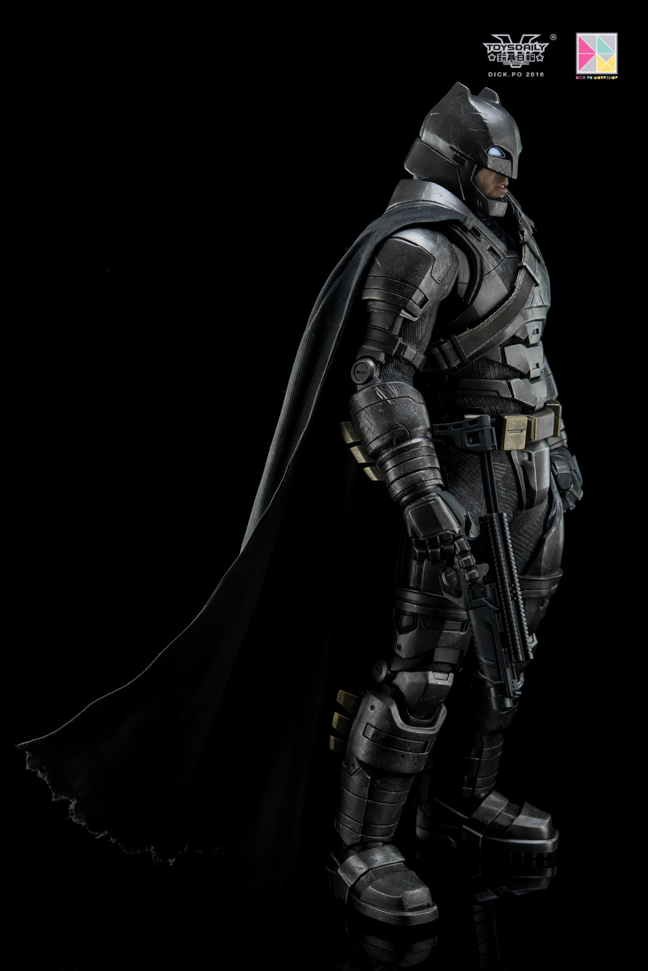 toysdaily_dick.po_armoredbatman-39.jpg