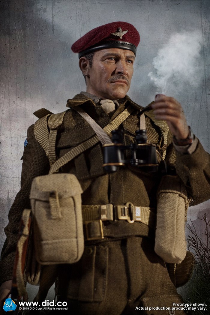 DID K80135 WWII British Airborne Red Devil Commander Roy 14.jpg