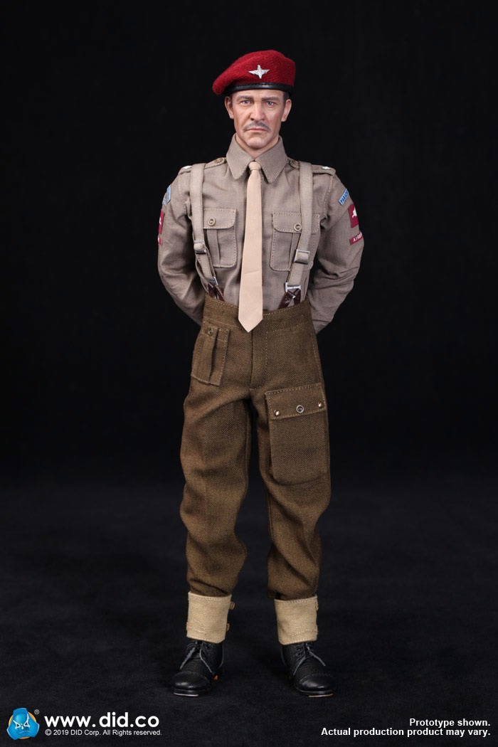 DID K80135 WWII British Airborne Red Devil Commander Roy 66.jpg