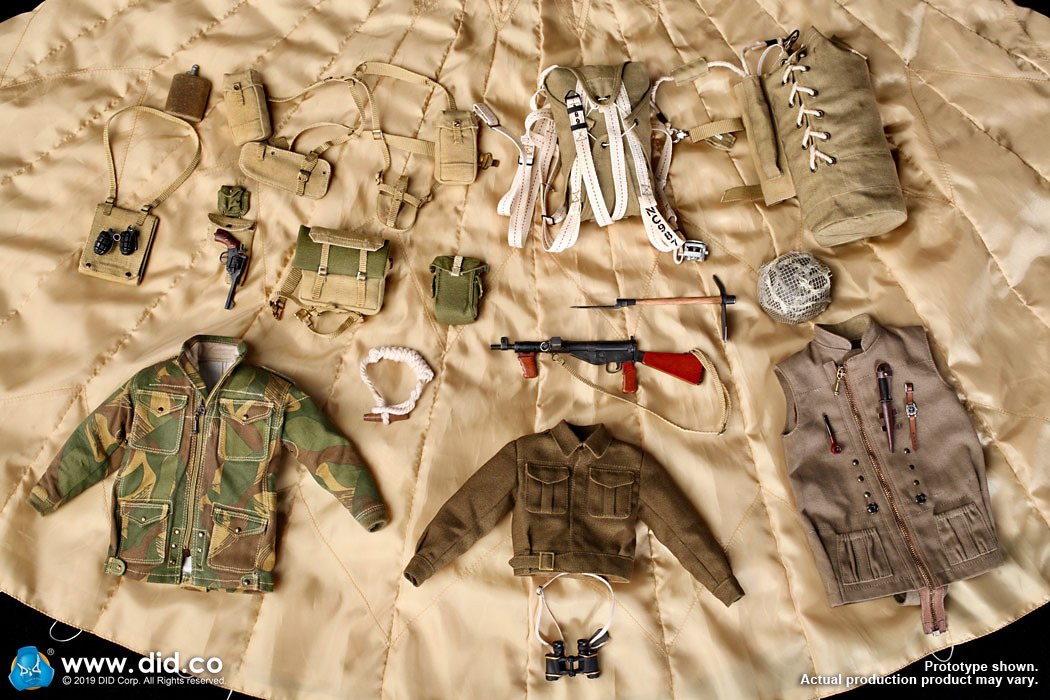 DID K80135 WWII British Airborne Red Devil Commander Roy 69.jpg