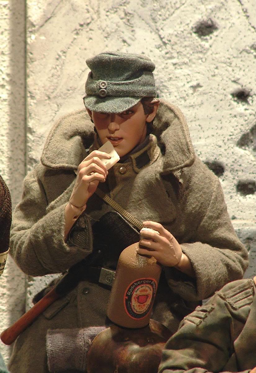Chow062ce.jpg